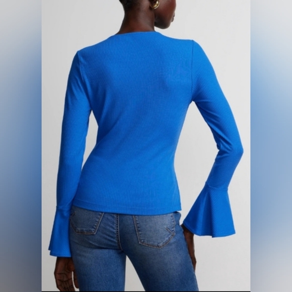 NY&Co Long Bell Sleeve Crew Neck Ribbed Top - Picture 3 of 7